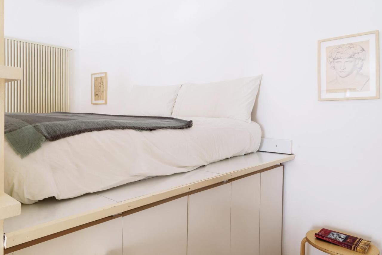 Siri Master Guest Apartment Мілан Екстер'єр фото